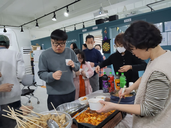 d5f6f-67f8754baa599-f4d6d3360a00de5f899cd7ec629e5f4564d42697.jpg